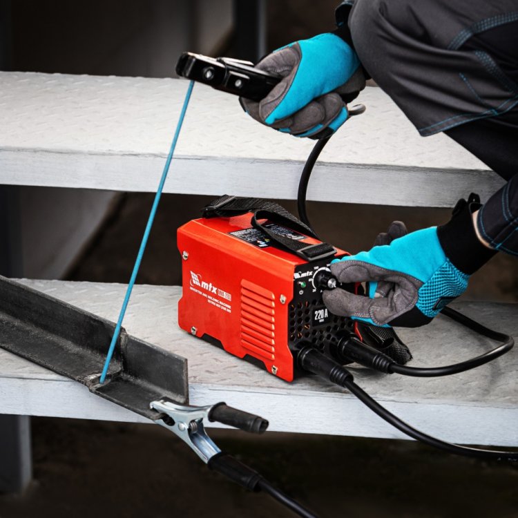 Инверторный аппарат дуговой сварки MMA-220S, 220 А, ПВ60%, диам.эл. 1,6-5,0 мм// MTX Инверторный аппарат дуговой сварки MMA-220S, 220 А, ПВ60%, диам.эл. 1,6-5,0 мм// MTX