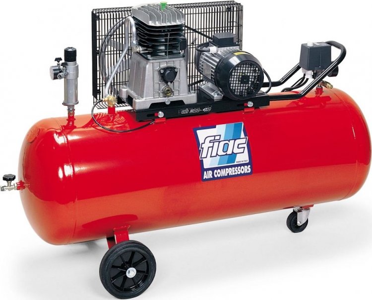 Компрессор поршневой серии FIAC 270.AB858 REMEZA (Белоруссия): 850 л/мин., 10 бар, ресивер 270 л., 5,5 кВт, 380В, габариты без упак. 1650х660х1150 мм, 180 кг. Компрессор поршневой серии FIAC 270.AB858 REMEZA (Белоруссия): 850 л/мин., 10 бар, ресивер 270 л., 5,5 кВт, 380В, габариты без упак. 1650х660х1150 мм, 180 кг.