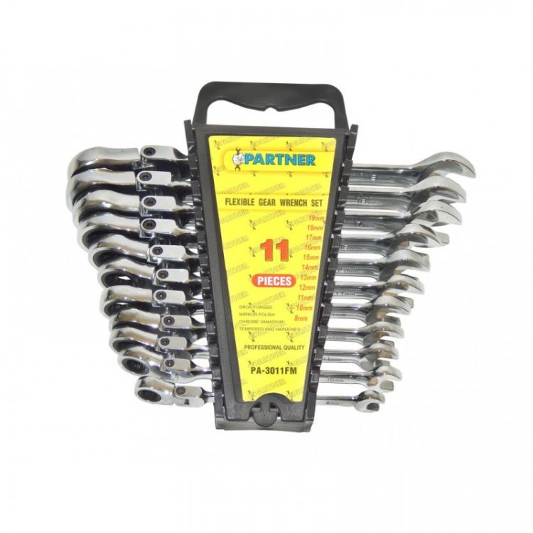 Набор ключей комбинированных трещоточных с шарниром 11пр. (8,10,11,12,13,14,15,16,17,18,19мм) в пластиковом держателе