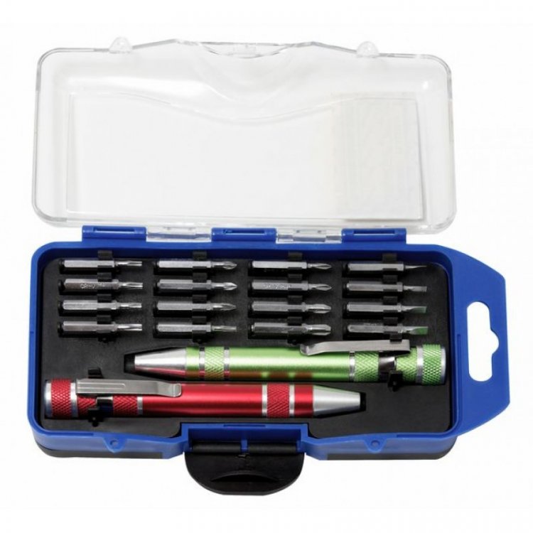 Набор отверток со сменными насадками18пр.(РН:00,0,1,2; PZ:00,0,1; SL:1.5,2.0,2.5,3.0; T:6-10) в кейсе