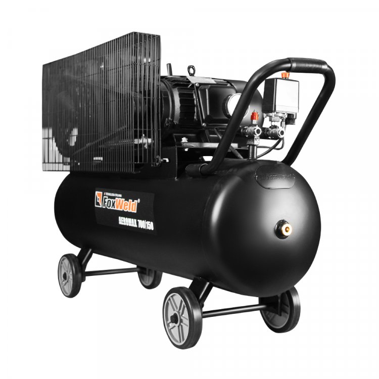 Масляный ременной компрессор AEROMAX 700/150  - Компрессор AEROMAX 700/150 – масляный ременной компрессор с ресивером 150л. Производительность 700 литров в минуту позволяет подключать оборудование с большим расходом воздуха (плазменную резку, пневмои