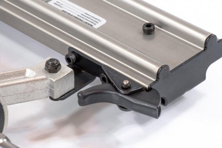 Нейлер пневматический для гвоздей от 10 до 50 мм// Matrix