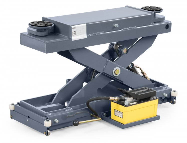 Траверса г/п 3 т. с пневмоприводом Траверса г/п 3 т. с пневмоприводом