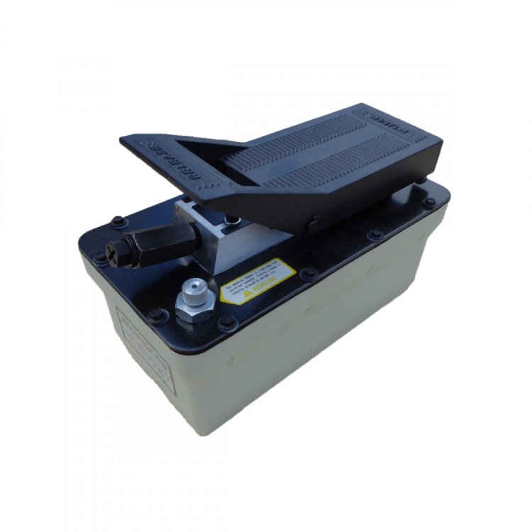 Помпа пневмогидравлическая 1.6 л.