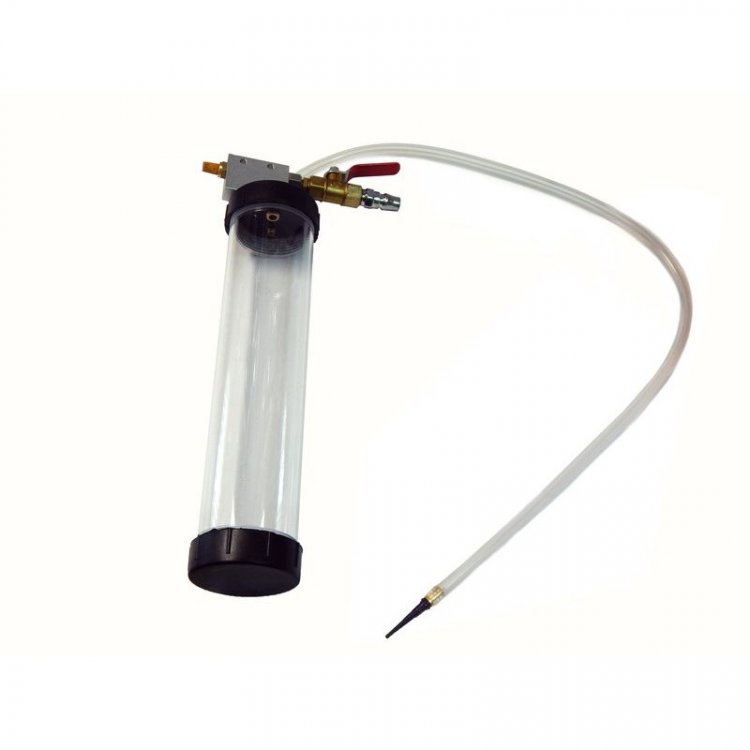 Пресс-масленка пневматическая с гибким шлангом, 800мл(L шланга: 700мм)