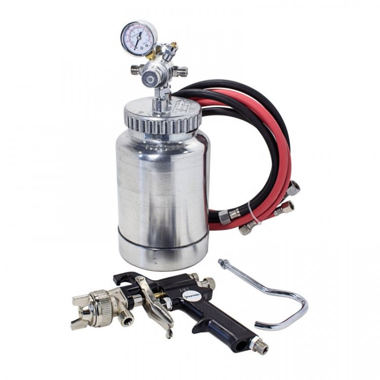 Пневмопистолет окрасочный с выносной емкостью 2л (сопло 2,0мм) Пневмопистолет окрасочный с выносной емкостью 2л (сопло 2,0мм)