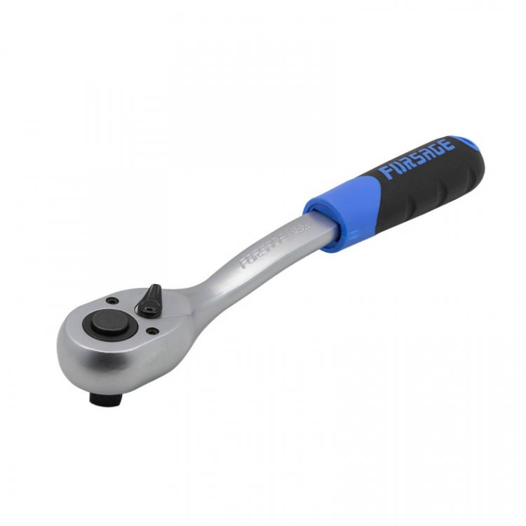 Трещотка реверсивная с резиновой ручкой 1/2"(72зуб., L-250мм)на пластиковом держателе Трещотка реверсивная с резиновой ручкой 1/2"(72зуб., L-250мм)на пластиковом держателе