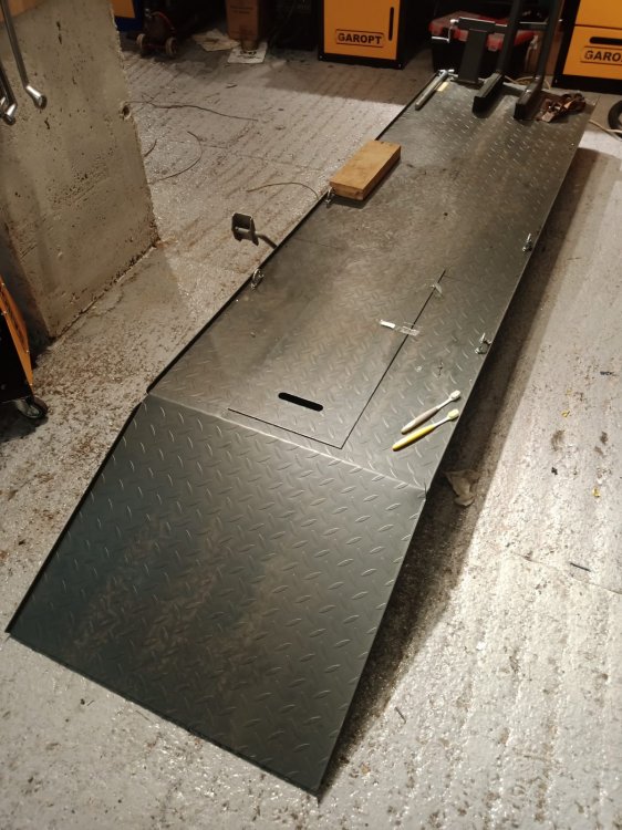 Подъемник гидравлический для мотоциклов г/п 450 кг, модель T61008, арт. HL-0.54 HZ Подъемник гидравлический для мотоциклов г/п 450 кг, модель T61008, арт. HL-0.54 HZ