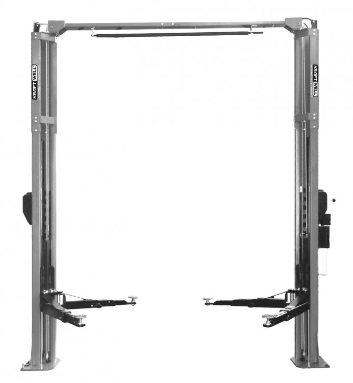 Подъемник г/п 4,2 т. с развернутыми каретками, высота: 4200 мм