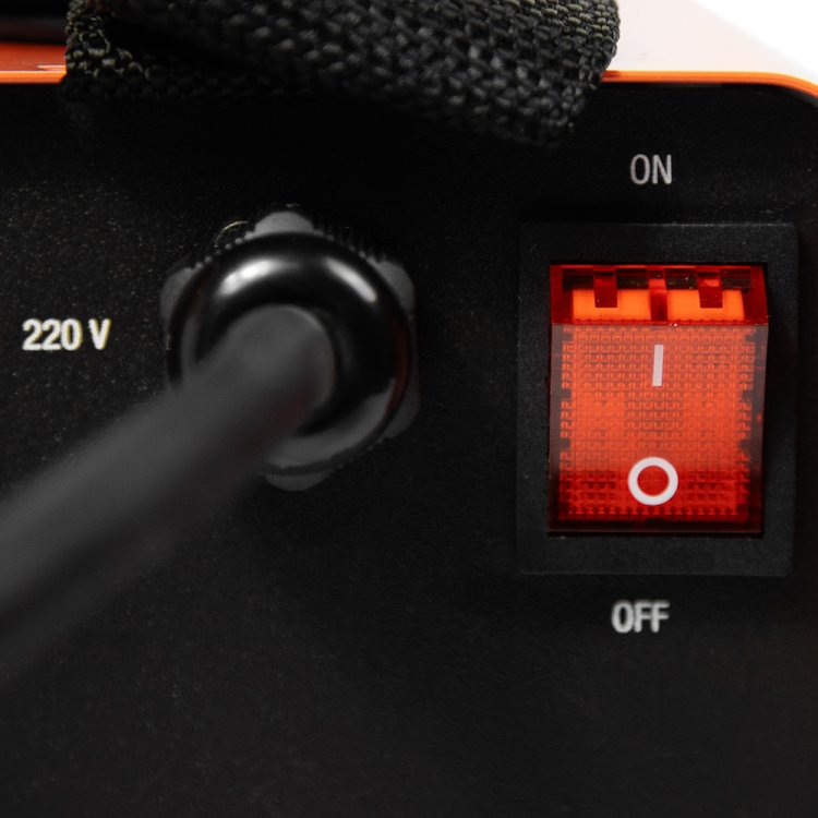 Сварочный аппарат KVAZARRUS 210 - Регулировка форсажа дуги (контроль стабилизации дуги). Горячий старт, антизалипание. Работает от 140В. MMA, розетки 25 мм2, напряжение питания: 220В±15%, Диапазон сварочного тока: 20-210А, ПВ: 60%, ремень для перенос Сварочный аппарат KVAZARRUS 210 - Регулировка форсажа дуги (контроль стабилизации дуги). Горячий старт, антизалипание. Работает от 140В. MMA, розетки 25 мм2, напряжение питания: 220В±15%, Диапазон сварочного тока: 20-210А, ПВ: 60%, ремень для перенос