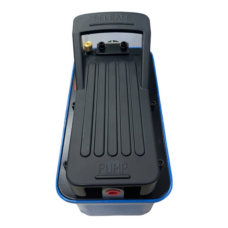 Насос пневмогидравлический 1,6л, модель TAP16, арт. № HZ 03.2.3.003J Объем 1,6л" HOREX Насос пневмогидравлический 1,6л, модель TAP16, арт. № HZ 03.2.3.003J Объем 1,6л" HOREX