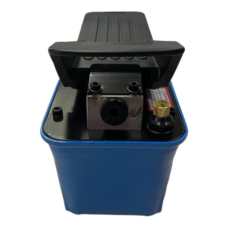 Насос пневмогидравлический 1,6л, модель TAP16, арт. № HZ 03.2.3.003J Объем 1,6л" HOREX Насос пневмогидравлический 1,6л, модель TAP16, арт. № HZ 03.2.3.003J Объем 1,6л" HOREX