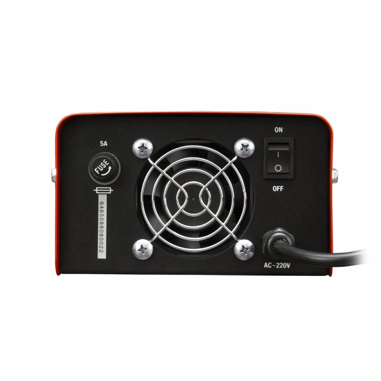 Зарядное устройство KVAZARRUS PowerBox 15U - Напряж. питан. - 220В/50Гц, потреб.ток - 2,8А, Заряж.аккум - 12В-24В/50-300АЧ, ток заряда 5А-15А, напряж.заряда: 14.5-14.8/29-29.6, защита от перегрева, темп.-40С - +60С, длина сетевого кабеля - 1,5м, длин